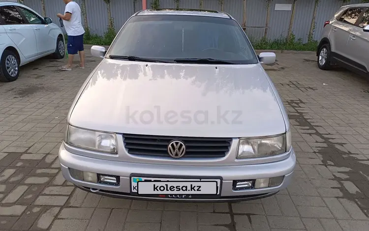 Volkswagen Passat 1995 года за 1 800 000 тг. в Актобе