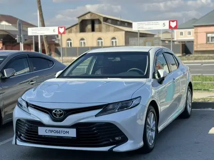 Toyota Camry 2018 года за 12 800 000 тг. в Кызылорда