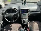 Toyota Corolla Verso 2004 года за 2 800 000 тг. в Алматы – фото 5