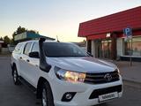 Toyota Hilux 2019 года за 18 000 000 тг. в Атырау – фото 2