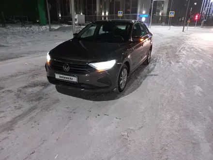 Volkswagen Polo 2021 года за 9 350 000 тг. в Караганда