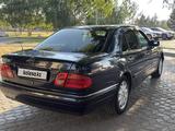 Mercedes-Benz E 280 1996 годаfor2 800 000 тг. в Усть-Каменогорск – фото 2