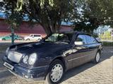 Mercedes-Benz E 280 1996 годаfor2 800 000 тг. в Усть-Каменогорск – фото 4