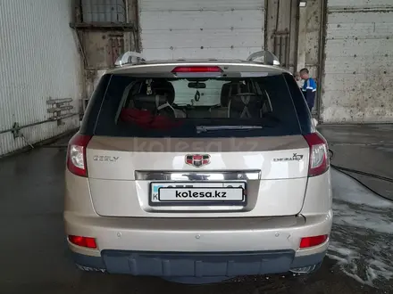 Geely Emgrand X7 2015 года за 3 250 000 тг. в Астана – фото 3