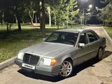 Mercedes-Benz E 280 1994 года за 2 250 000 тг. в Алматы