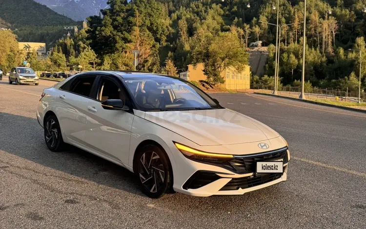 Hyundai Elantra 2023 года за 9 000 000 тг. в Алматы