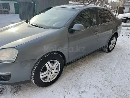 Volkswagen Jetta 2007 года за 2 800 000 тг. в Астана – фото 2