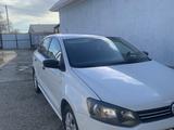 Volkswagen Polo 2014 года за 4 500 000 тг. в Атырау – фото 3