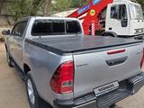 Toyota Hilux 2017 года за 16 900 000 тг. в Алматы – фото 4