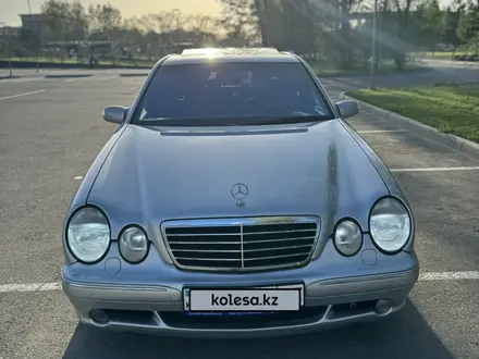 Mercedes-Benz E 55 AMG 2001 года за 9 500 000 тг. в Алматы – фото 2