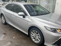 Toyota Camry 2023 годаfor18 000 000 тг. в Алматы