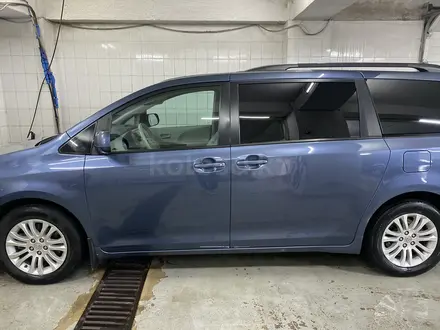 Toyota Sienna 2013 года за 11 000 000 тг. в Алматы – фото 8