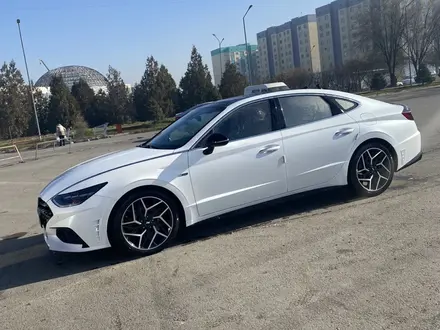 Hyundai Sonata 2021 года за 17 500 000 тг. в Алматы – фото 3