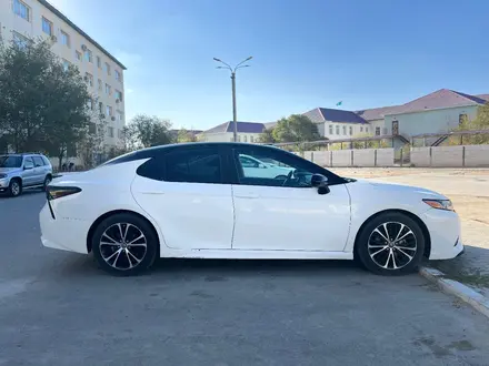 Toyota Camry 2019 года за 7 500 000 тг. в Жанаозен – фото 6