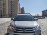 Toyota Highlander 2017 годаүшін15 550 000 тг. в Актау – фото 3