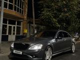 Mercedes-Benz S 500 2007 года за 12 000 000 тг. в Астана – фото 2