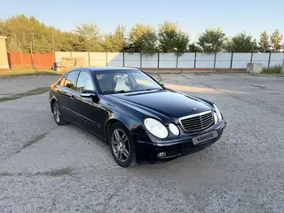 Mercedes-Benz E 240