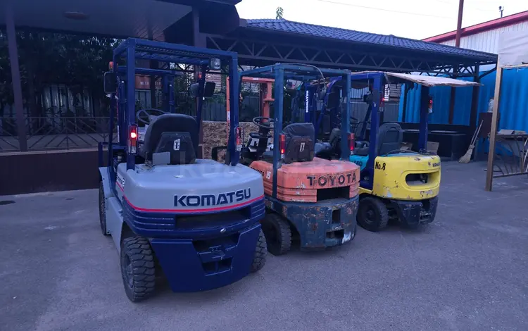 Komatsu  Komatsu 2001 года за 3 000 000 тг. в Алматы