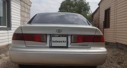 Toyota Camry 2000 годаүшін3 950 000 тг. в Семей – фото 4