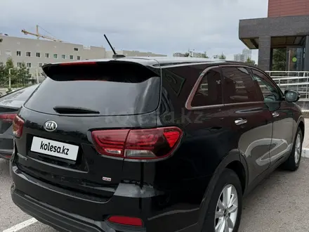 Kia Sorento 2018 года за 10 800 000 тг. в Астана – фото 4