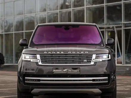 Land Rover Range Rover 2022 года за 115 000 000 тг. в Алматы – фото 3