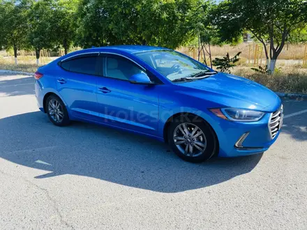 Hyundai Elantra 2017 года за 4 300 000 тг. в Актау