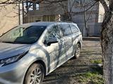 Toyota Sienna 2021 года за 15 800 000 тг. в Алматы – фото 3