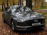 Hyundai Sonata 2022 года за 12 500 000 тг. в Алматы – фото 2