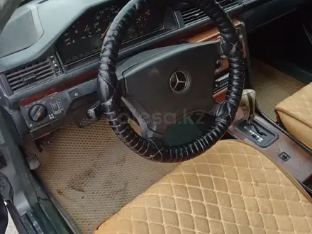 Mercedes-Benz E 200 1991 года за 900 000 тг. в Кызылорда – фото 17