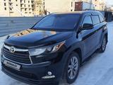 Toyota Highlander 2014 года за 17 000 000 тг. в Астана – фото 2