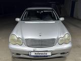 Mercedes-Benz C 240 2002 года за 3 000 000 тг. в Алматы