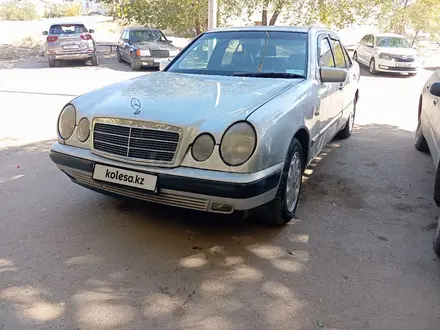 Mercedes-Benz E 300 1997 года за 2 300 000 тг. в Жезказган – фото 19