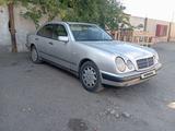 Mercedes-Benz E 300 1997 годаfor2 300 000 тг. в Жезказган – фото 4