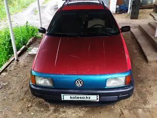 Volkswagen Passat, 1993