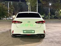 Hyundai Sonata 2019 годаfor7 800 000 тг. в Шымкент