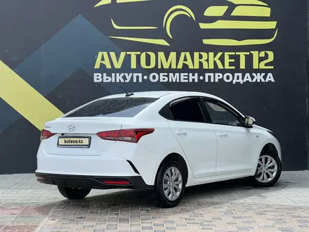 Hyundai Accent 2020 года за 8 050 000 тг. в Актау – фото 5