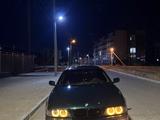 BMW 528 1997 года за 2 200 000 тг. в Актау – фото 2