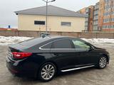 Hyundai Sonata 2015 года за 5 500 000 тг. в Актобе – фото 3