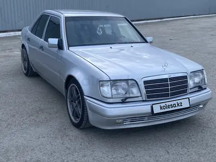 Mercedes-Benz E 500 1994 года за 6 500 000 тг. в Актобе – фото 6