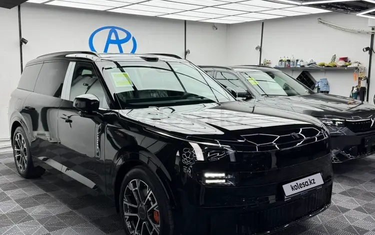 Lynk & Co 900 2.0T Ultra 2026 года за 29 500 000 тг. в Астана