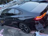 BMW 550 2025 года за 55 000 000 тг. в Астана – фото 4