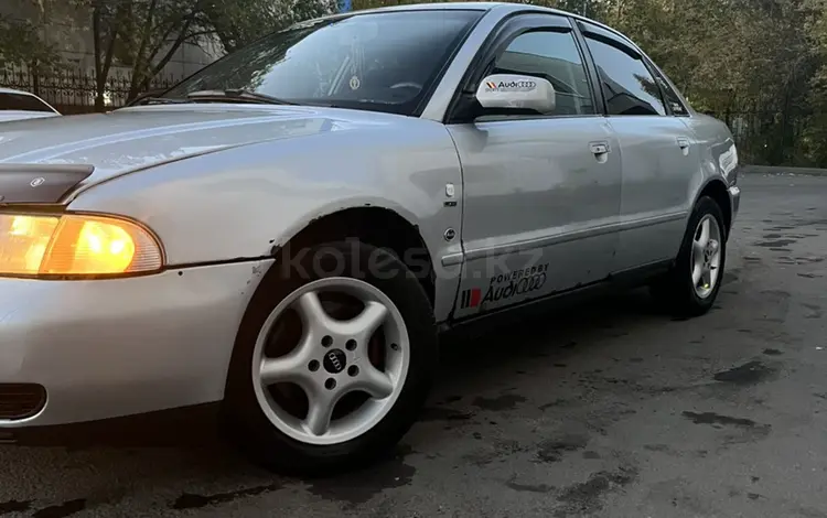 Audi A4 1996 годаfor2 450 000 тг. в Астана