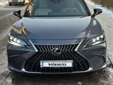 Lexus ES 250 2022 года за 22 000 000 тг. в Алматы