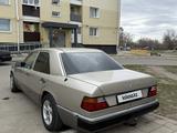 Mercedes-Benz E 200 1992 годаүшін750 000 тг. в Рудный – фото 3