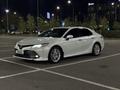 Toyota Camry 2019 года за 13 000 000 тг. в Астана