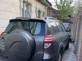 Toyota RAV4 2011 года за 10 000 тг. в Алматы – фото 3