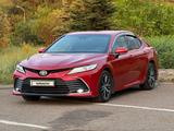Toyota Camry 2021 года за 14 500 000 тг. в Алматы – фото 3