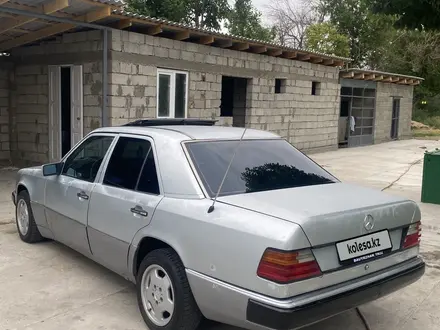 Mercedes-Benz E 230 1990 года за 700 000 тг. в Тараз – фото 2