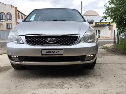 Kia Sedona 2013 года за 5 800 000 тг. в Атырау – фото 16