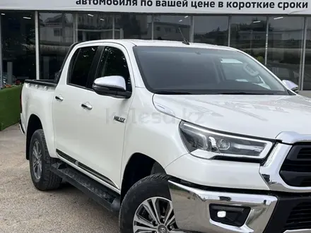 Toyota Hilux 2022 года за 20 990 000 тг. в Актау – фото 3